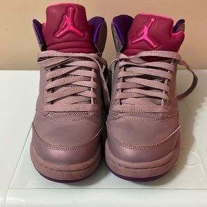 Jordan 5 Retro
Cement Grey Pink (GS)